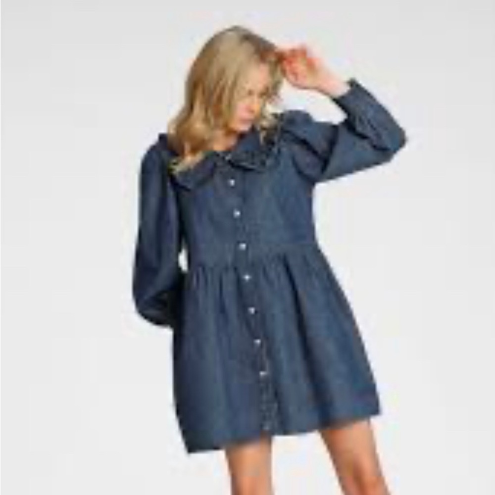 Levi’s collared blue Jean dress